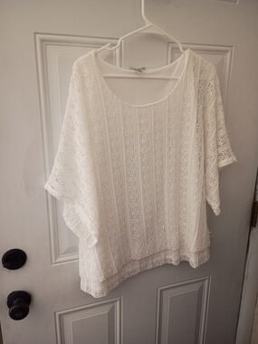 dressbarn White Lace Boxy Tunic Top